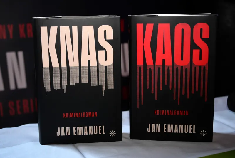 Jan Emanuel - Böckerna Knas och Kaos